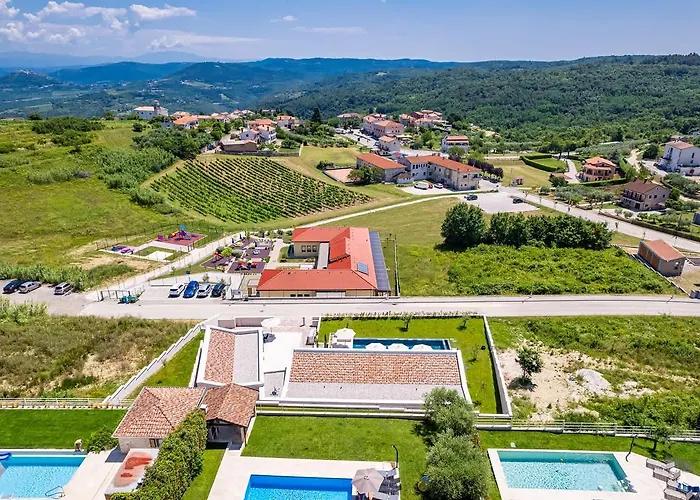 Andrea Villa Vižinada