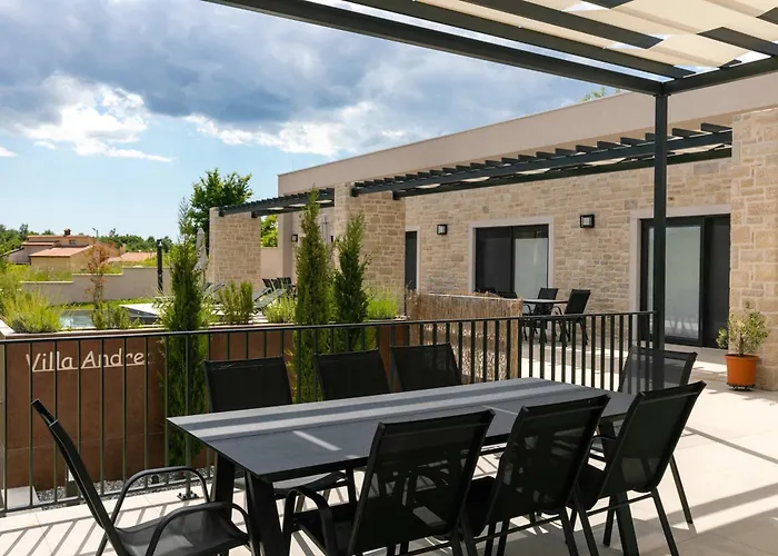 Andrea Villa Vižinada