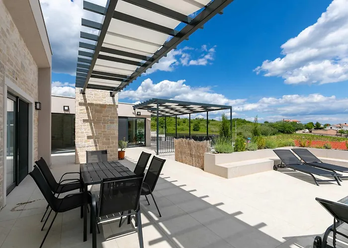 Vila Andrea Vizinada